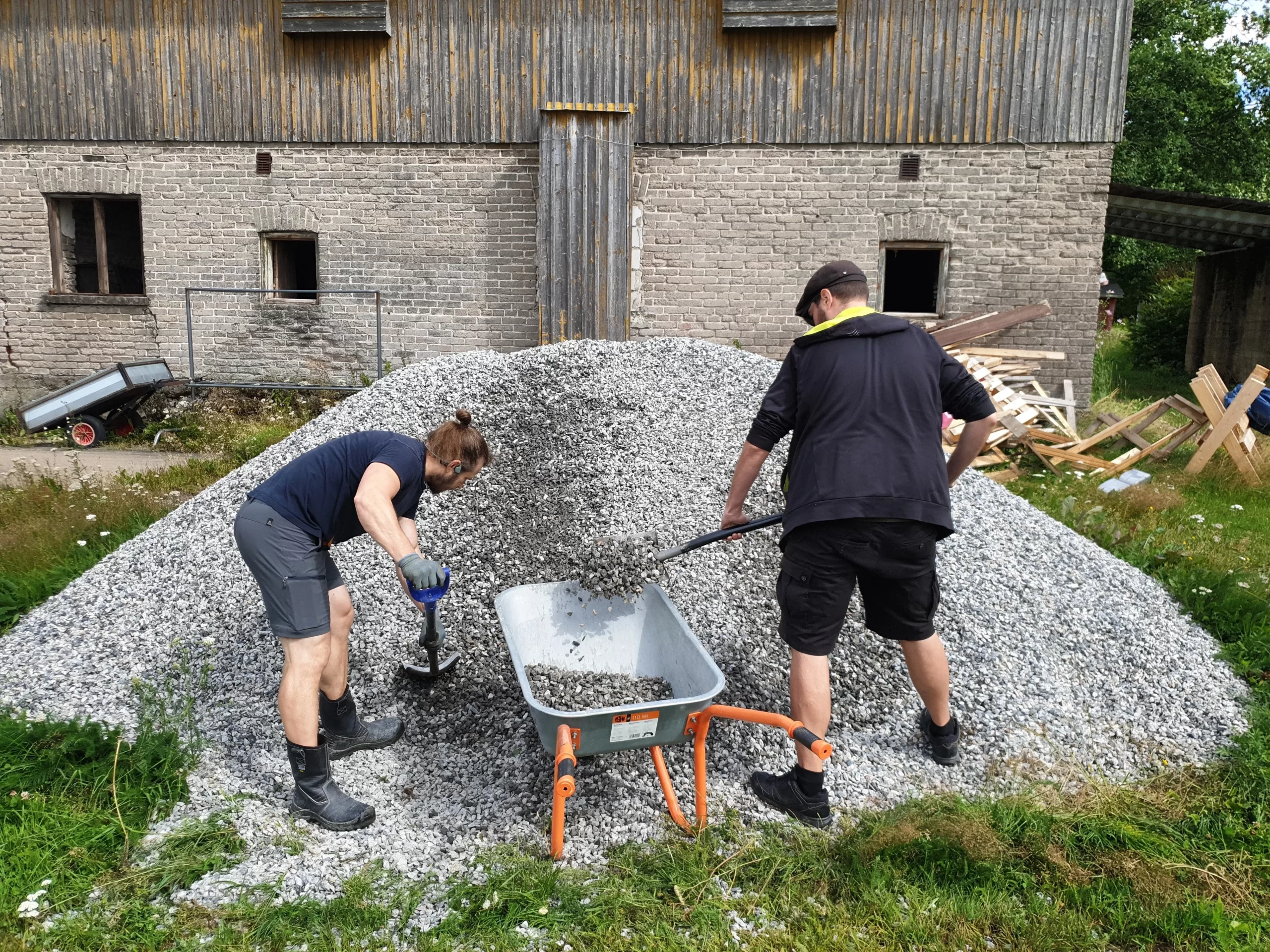 Ain’ laulain työtäs tee