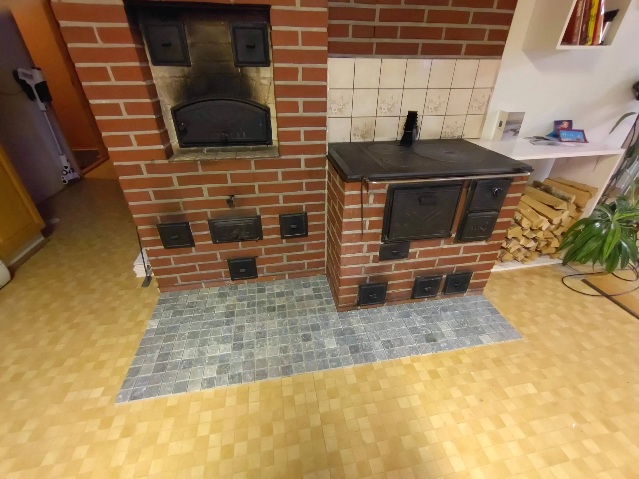 Hellan kipinösuojan mallailua